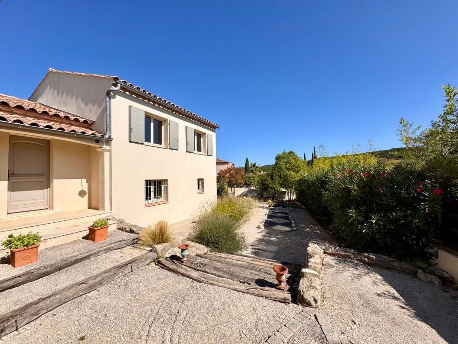 Maison à vendre, 148m², Vailhauquès
