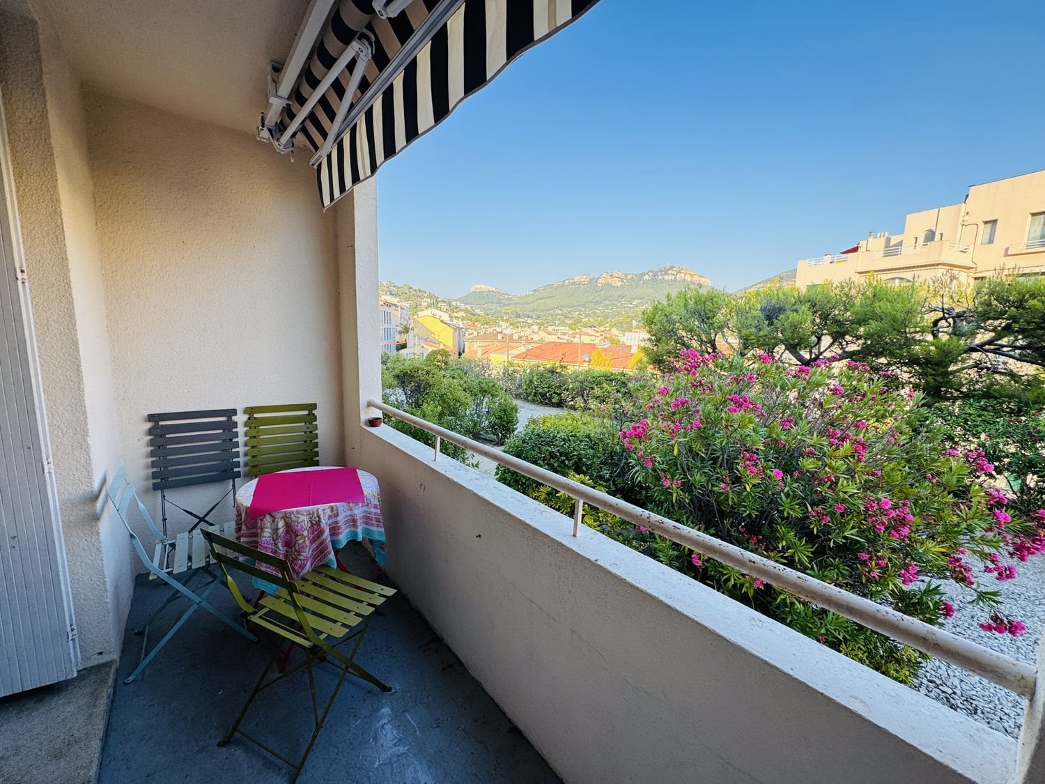 Appartement à louer, 31m², Cassis