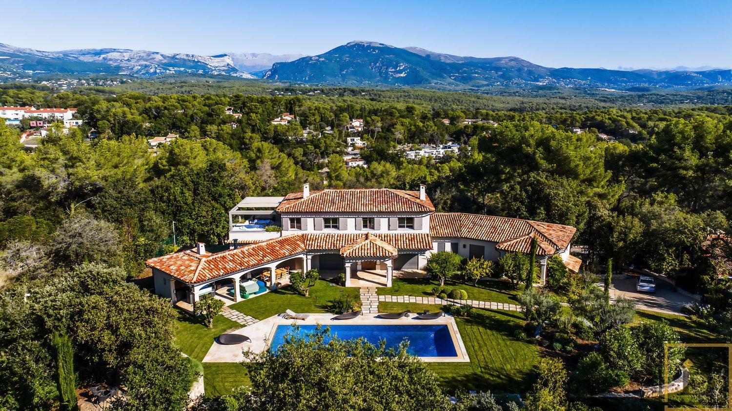 Maison à vendre, 403m², Valbonne