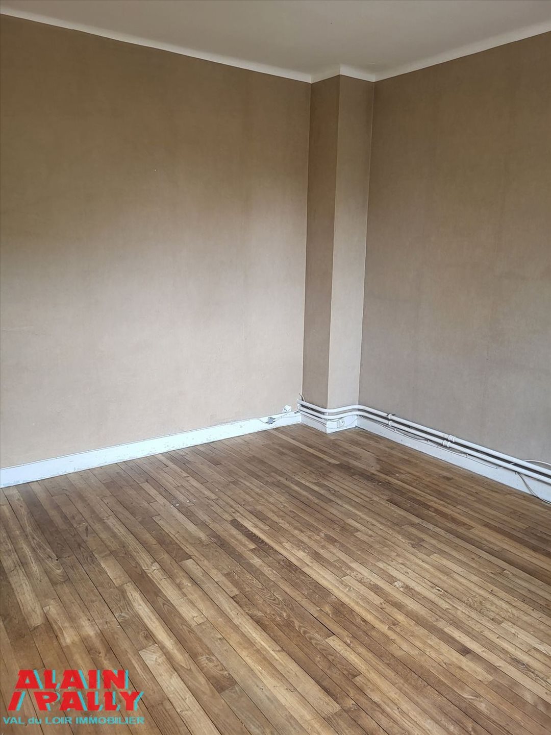 Appartement à vendre, 70m², Châteaudun