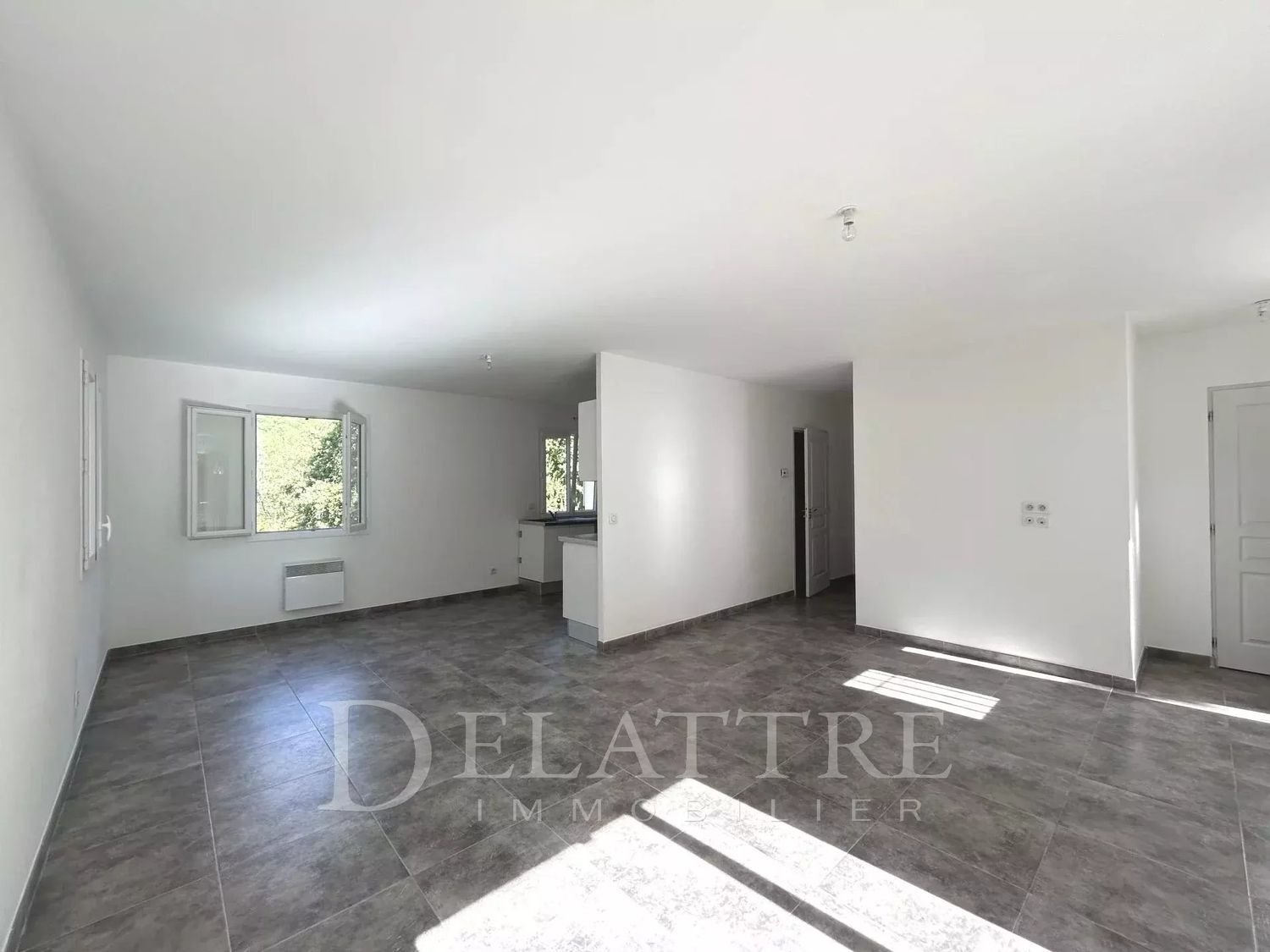 Appartement à louer, 90m², Tourrettes-sur-Loup
