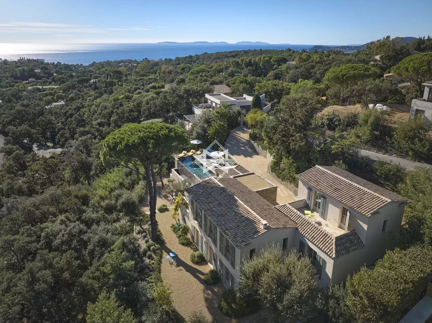 Maison à louer, 11m², La Croix-Valmer