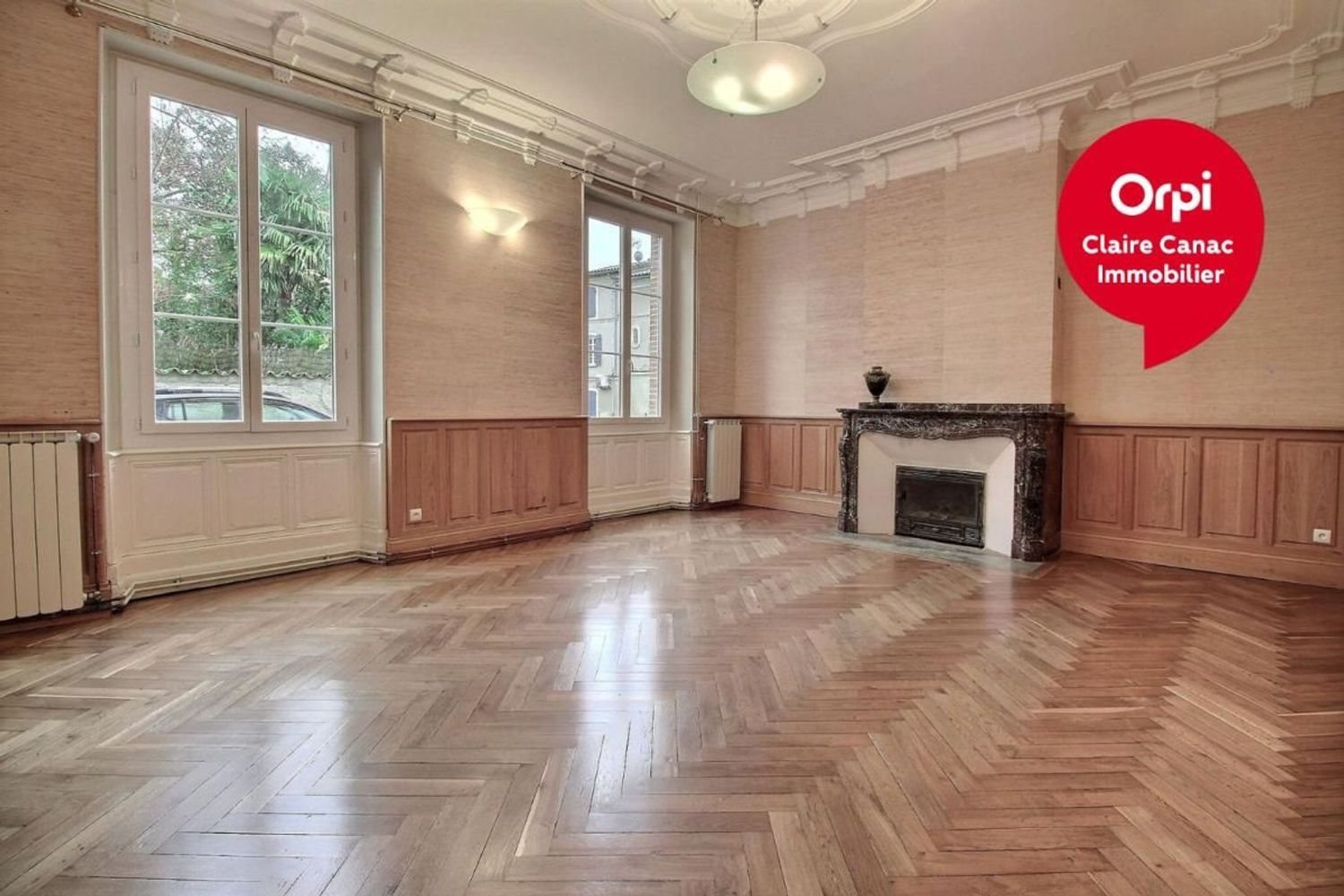 Maison à louer, 317m², Saint-Sulpice-la-Pointe