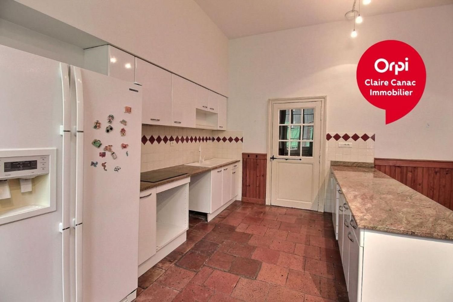 Maison à louer, 317m², Saint-Sulpice-la-Pointe