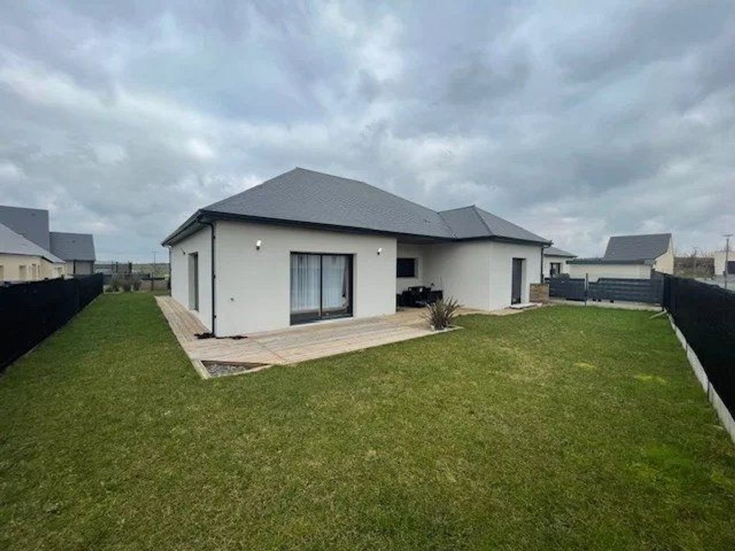 Maison à vendre, 128m², Castine-en-Plaine