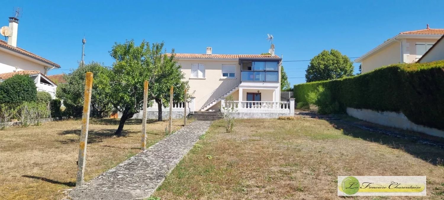 Maison à vendre, 11m², Mouthiers-sur-Boëme