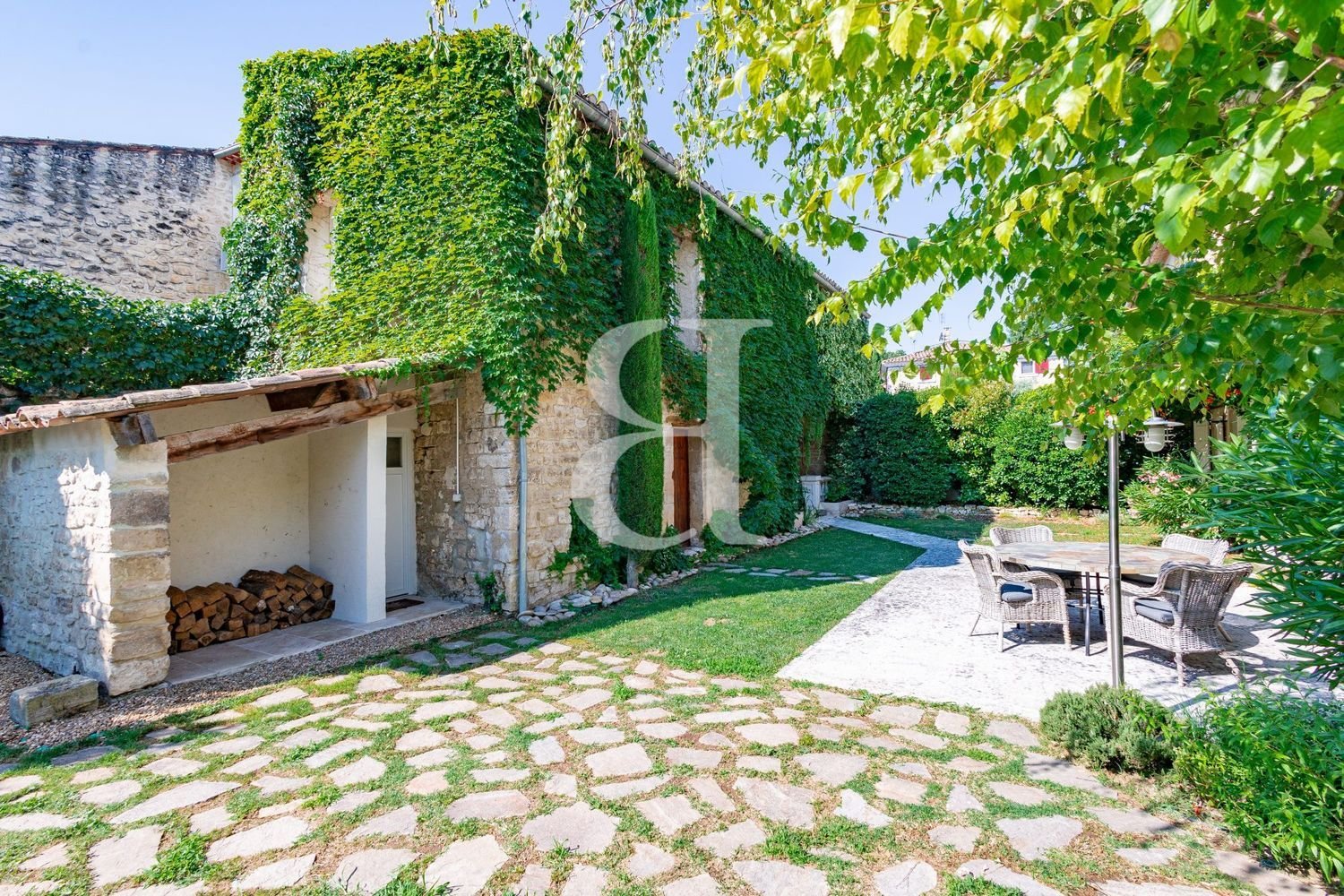 Maison à vendre, 316m², Malemort-du-Comtat