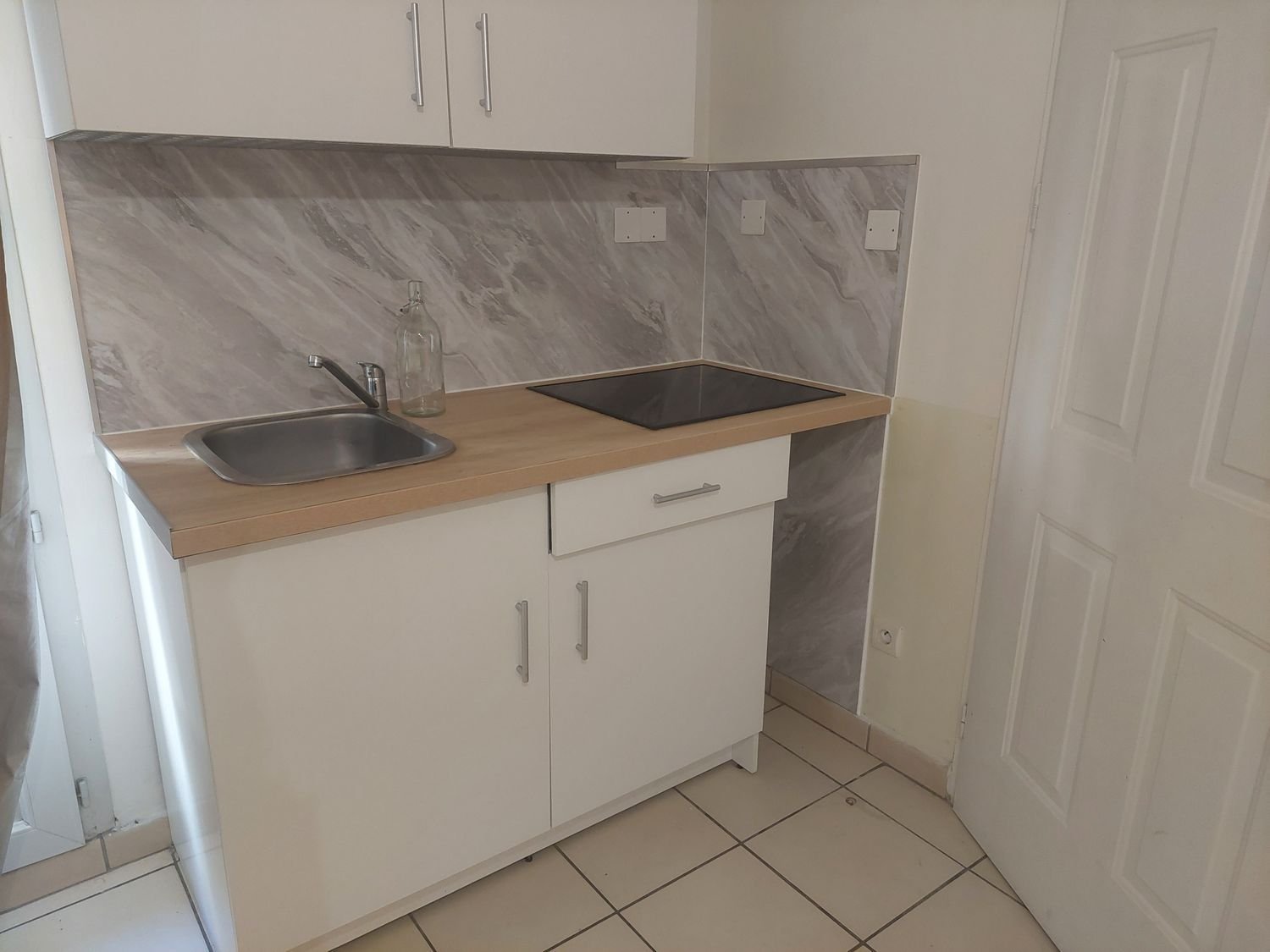 Appartement à louer, 31m², Nîmes