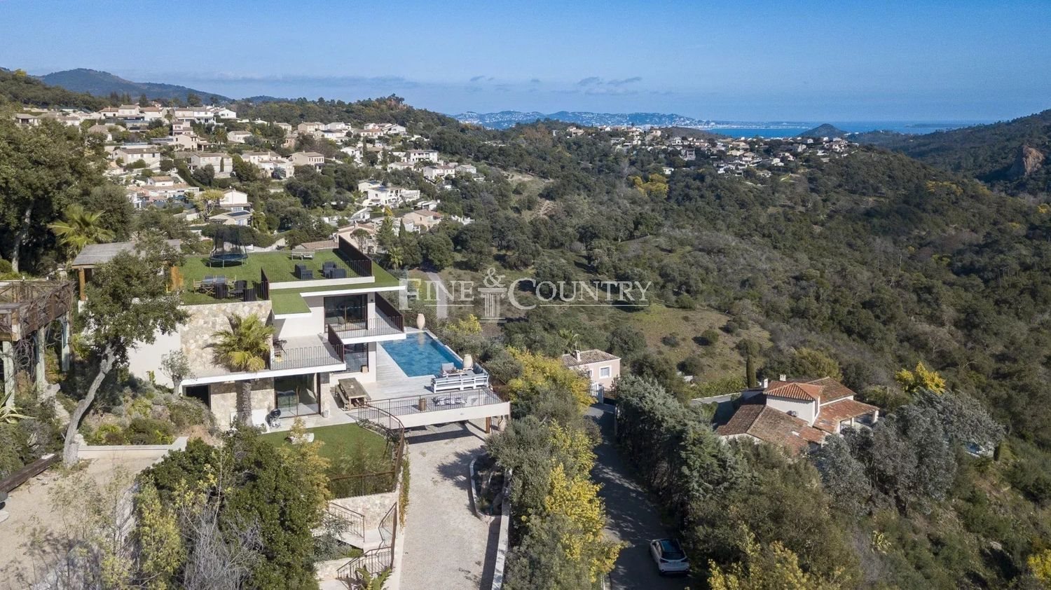 Maison à vendre, 318m², Fréjus