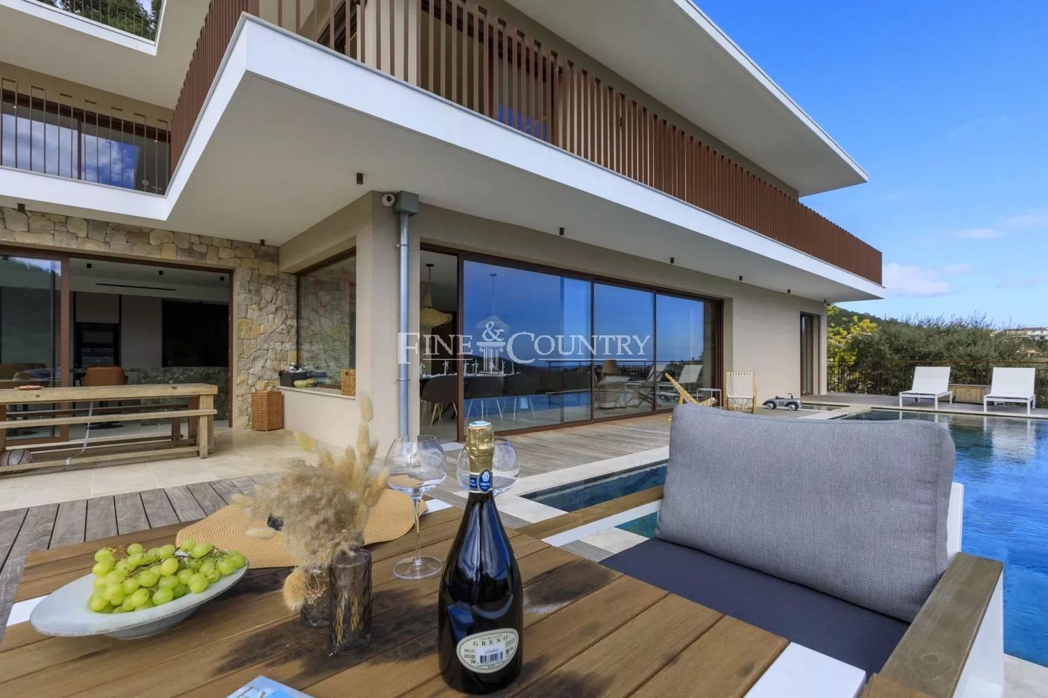 Maison à vendre, 318m², Fréjus