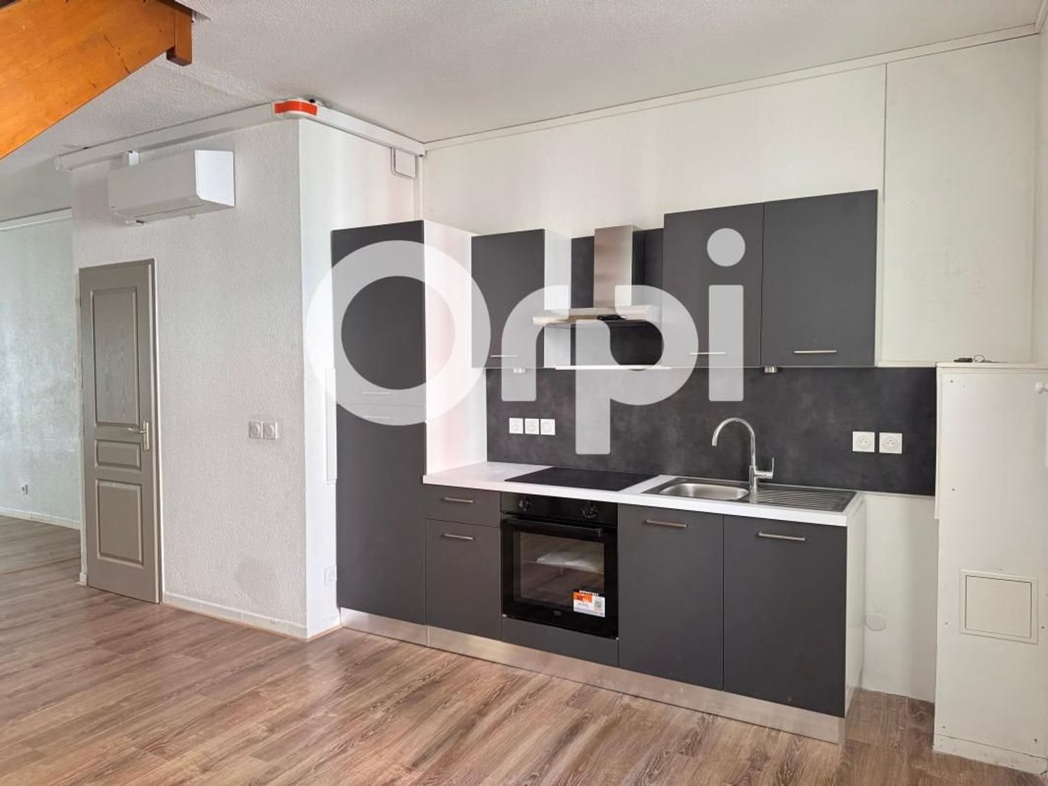 Appartement à louer, 111m², La Côte-Saint-André