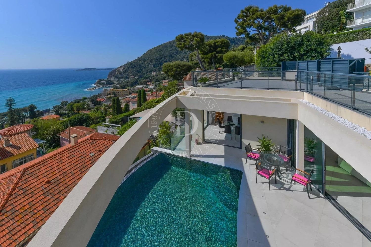 Maison à louer, 850m², Eze