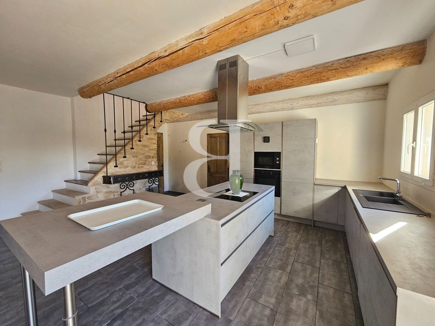 Maison à vendre, 101m², Mazan