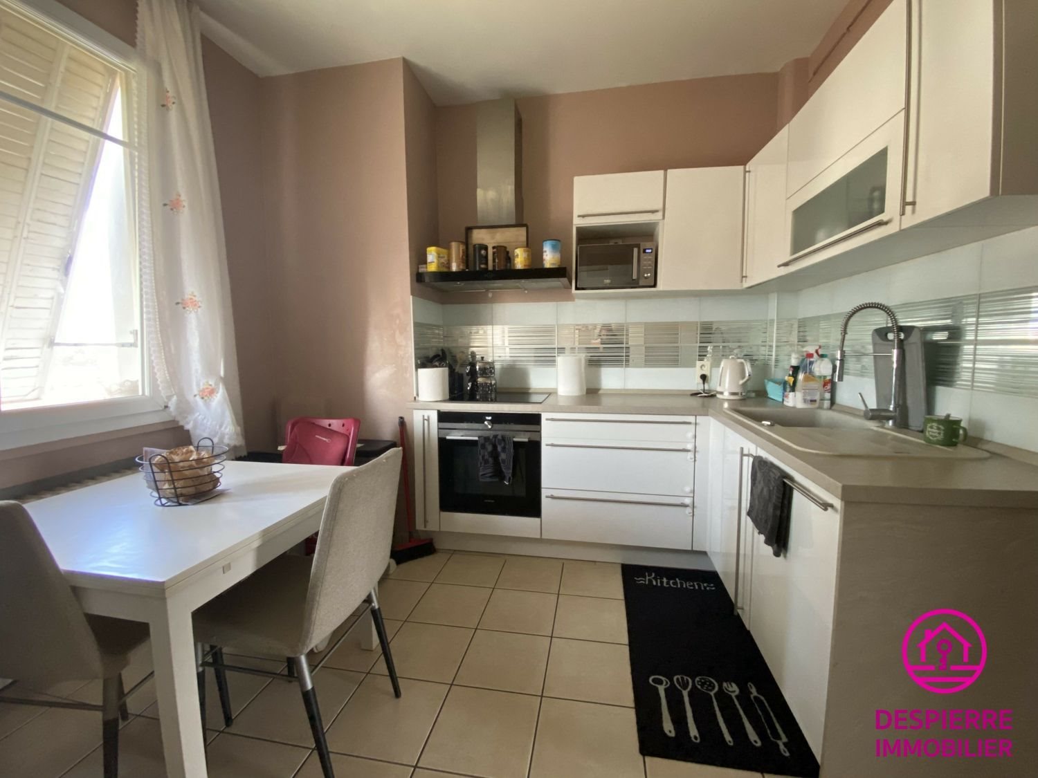 Appartement à vendre, 83m², Roussillon