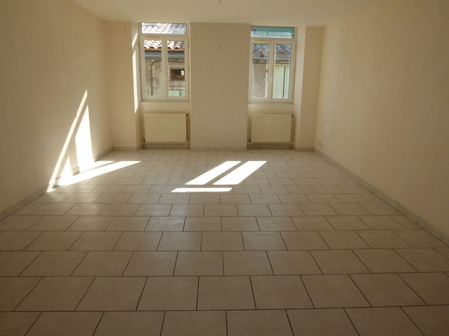 Appartement à louer, 71m², Aubenas