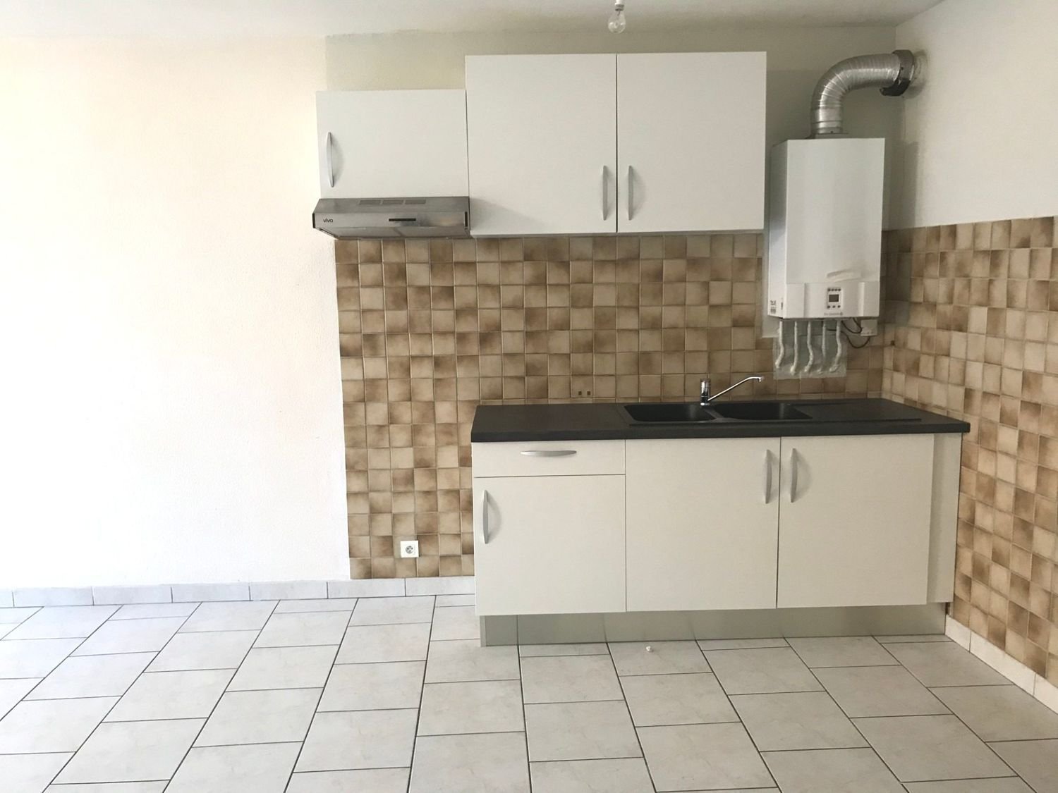 Appartement à louer, 71m², Aubenas