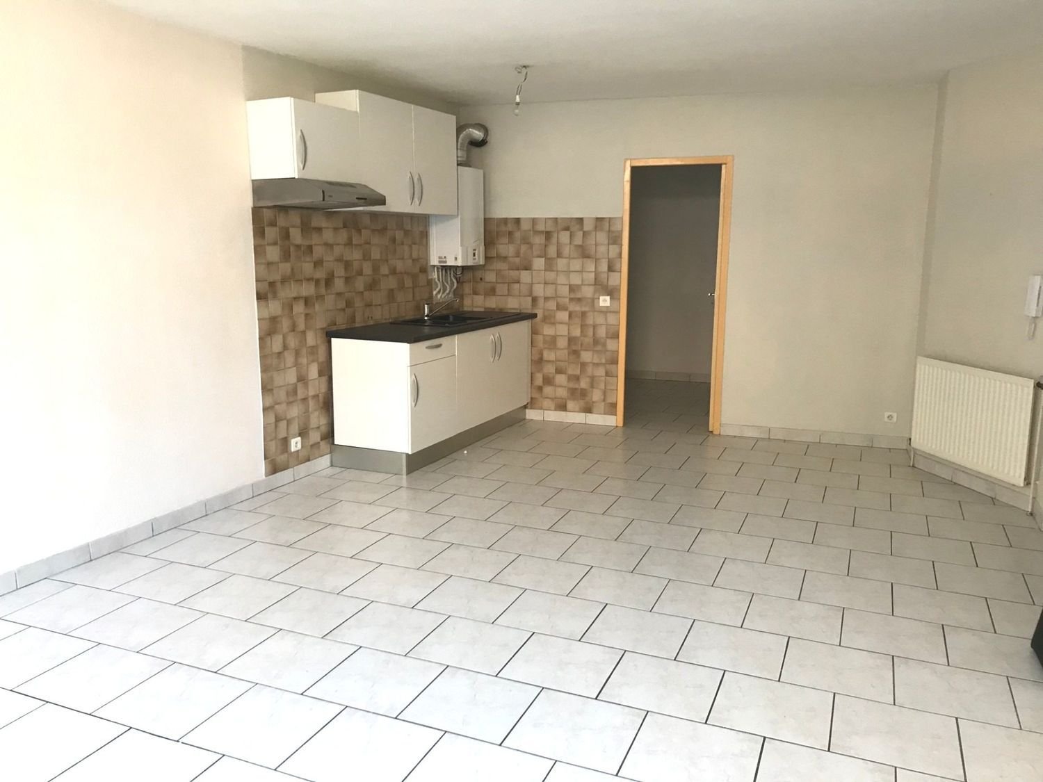 Appartement à louer, 71m², Aubenas