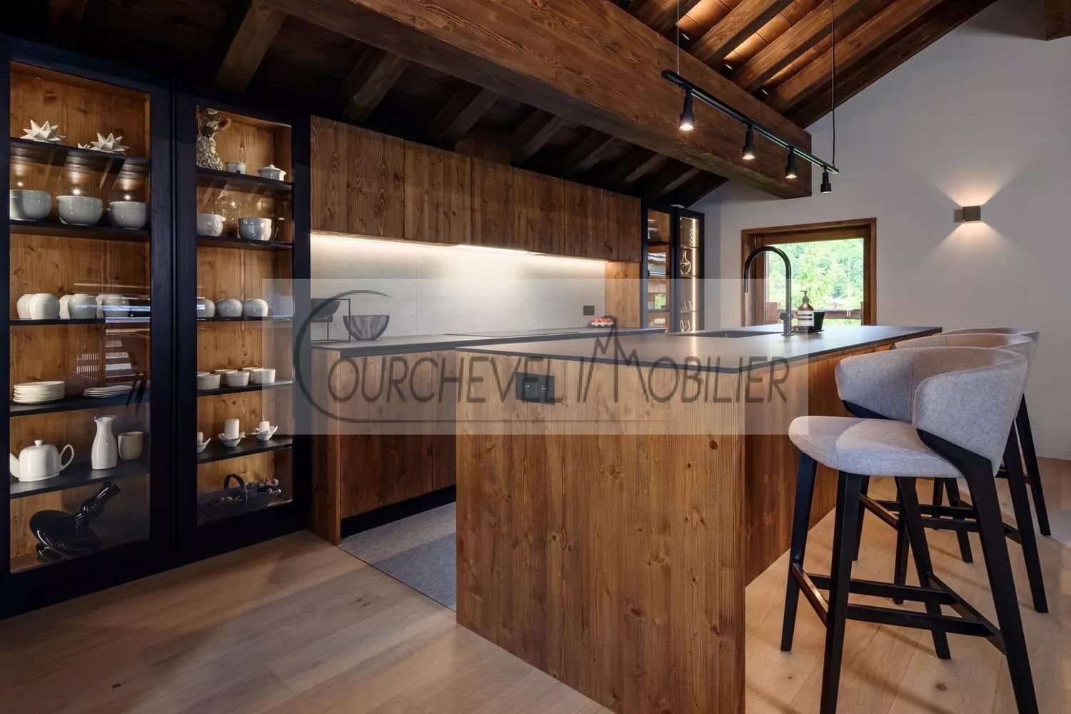 Maison à vendre, 299m², Les Allues (Méribel)