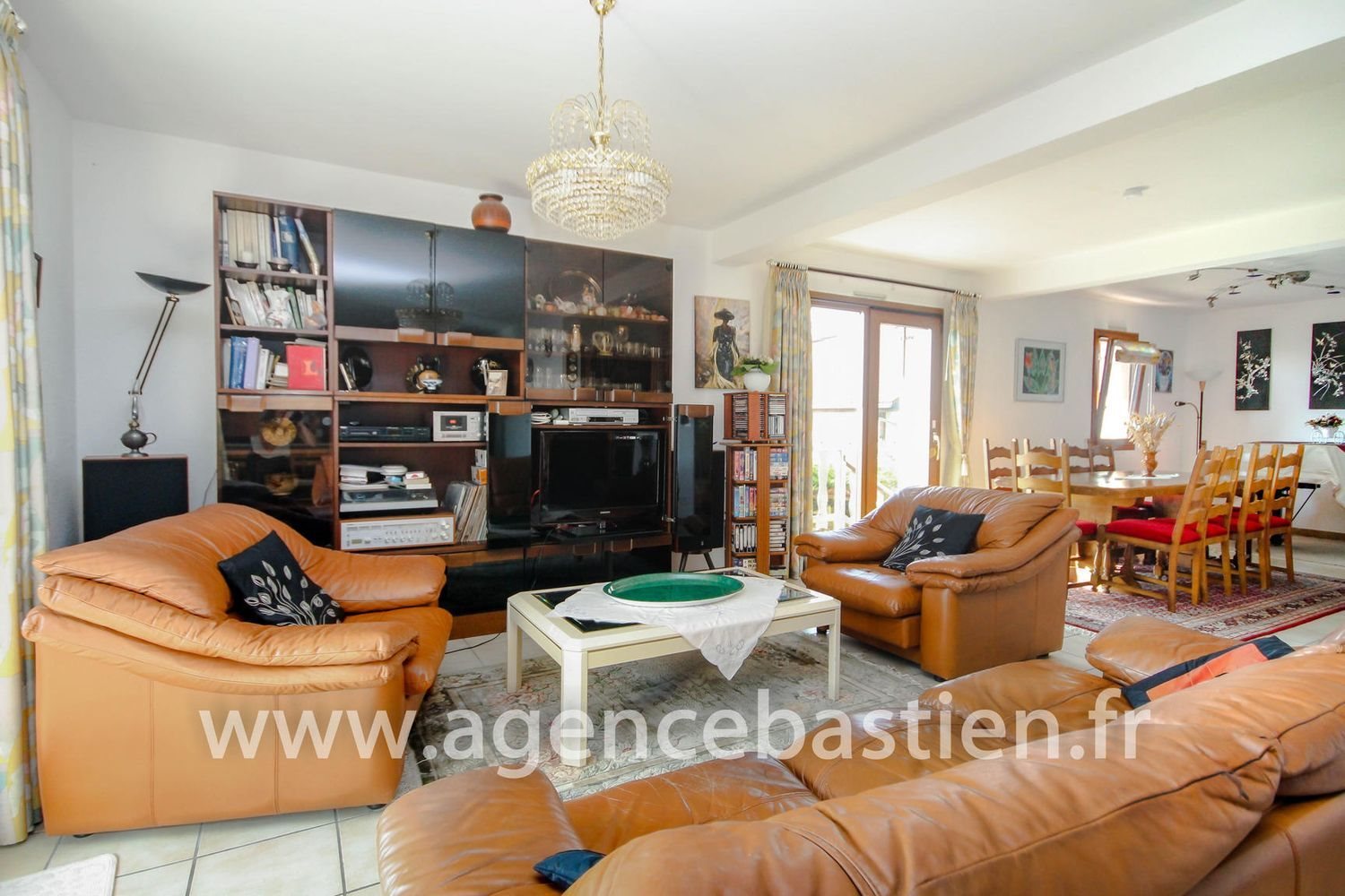 Maison à vendre, 136m², Gex