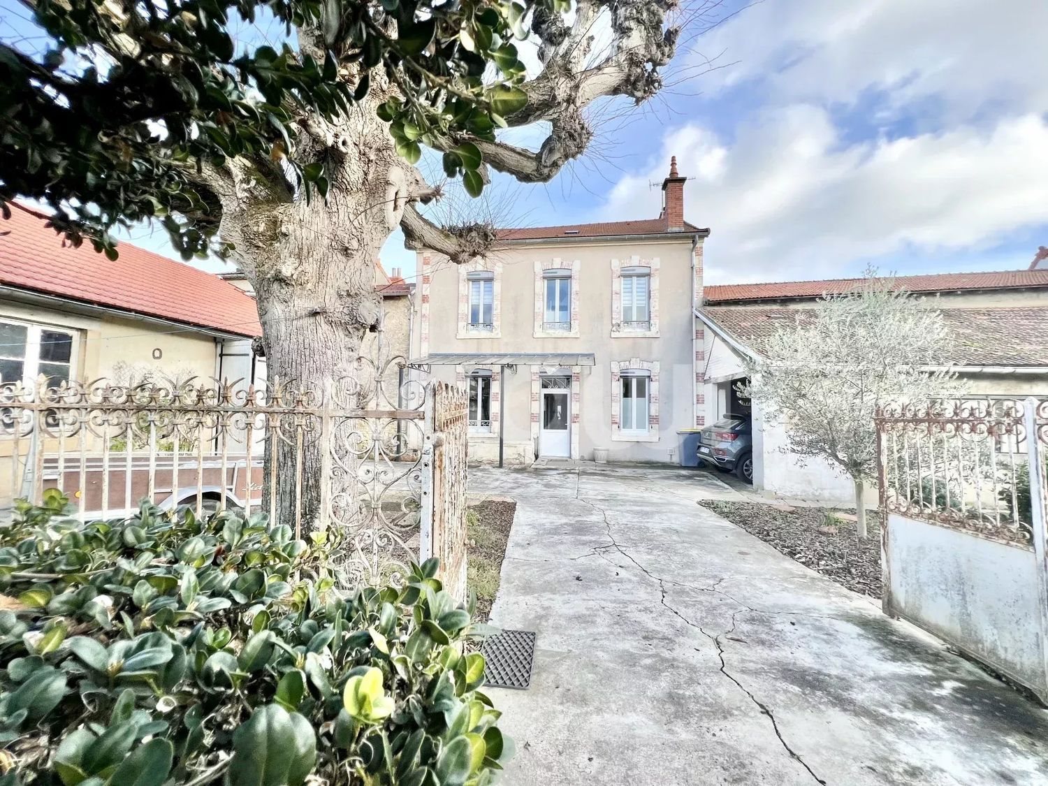 Maison à vendre, 145m², Gannat