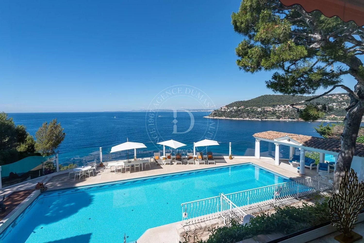 Maison à louer, 320m², Saint-Jean-Cap-Ferrat