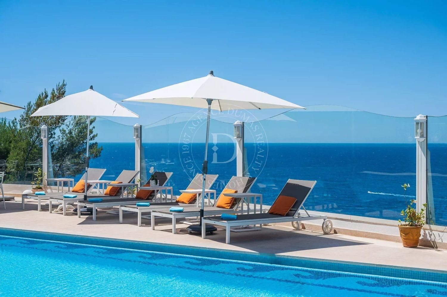 Maison à louer, 320m², Saint-Jean-Cap-Ferrat