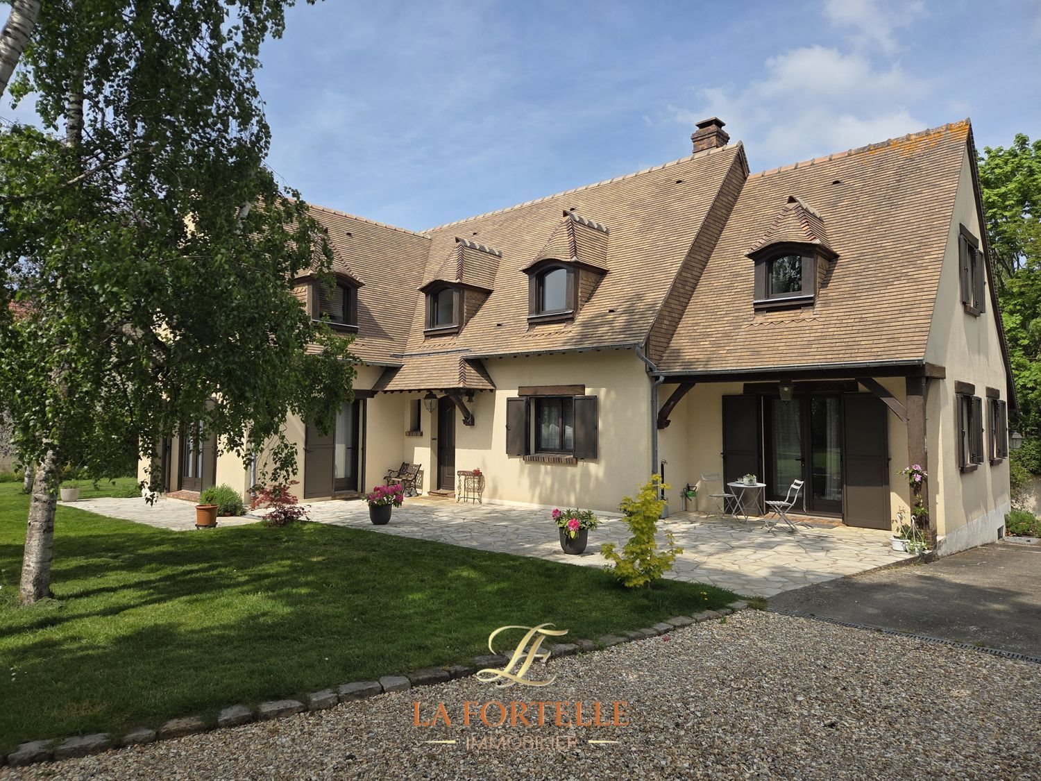 Maison à vendre, 196m², Buchelay