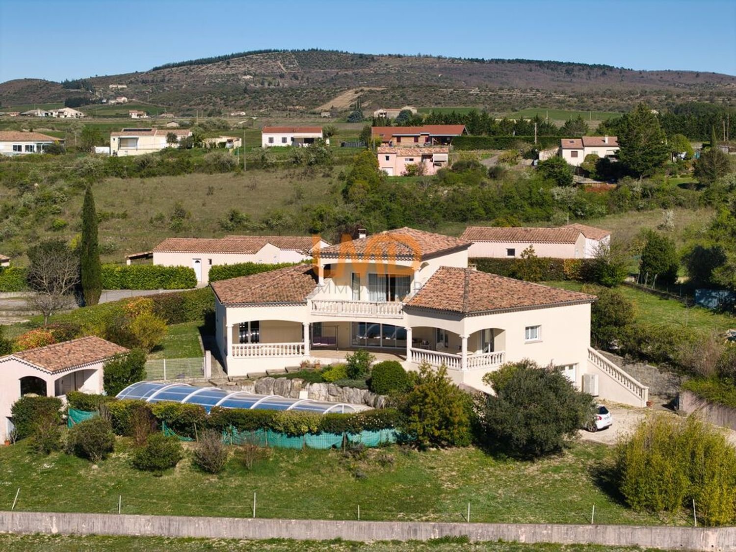 Maison à vendre, 210m², Villeneuve-de-Berg