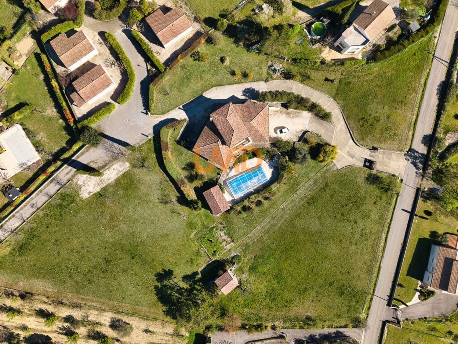 Maison à vendre, 210m², Villeneuve-de-Berg