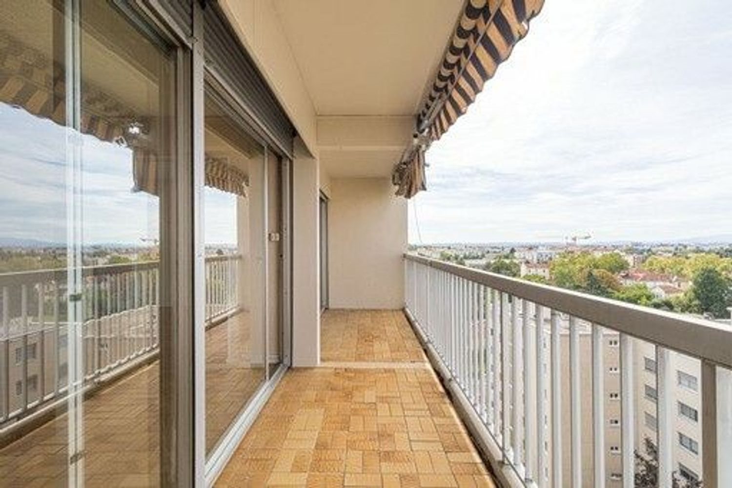 Appartement à vendre, 73m², Bron