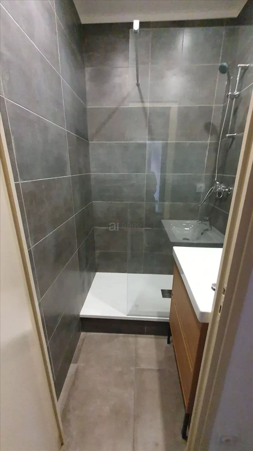Appartement à louer, 55m², Bron