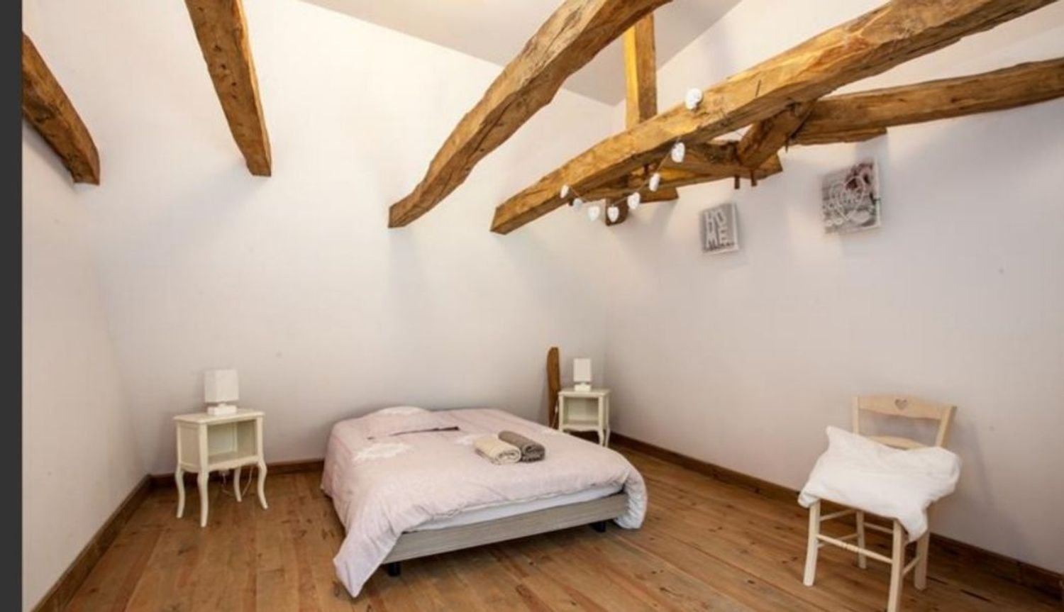 Maison à vendre, 330m², Vitrac