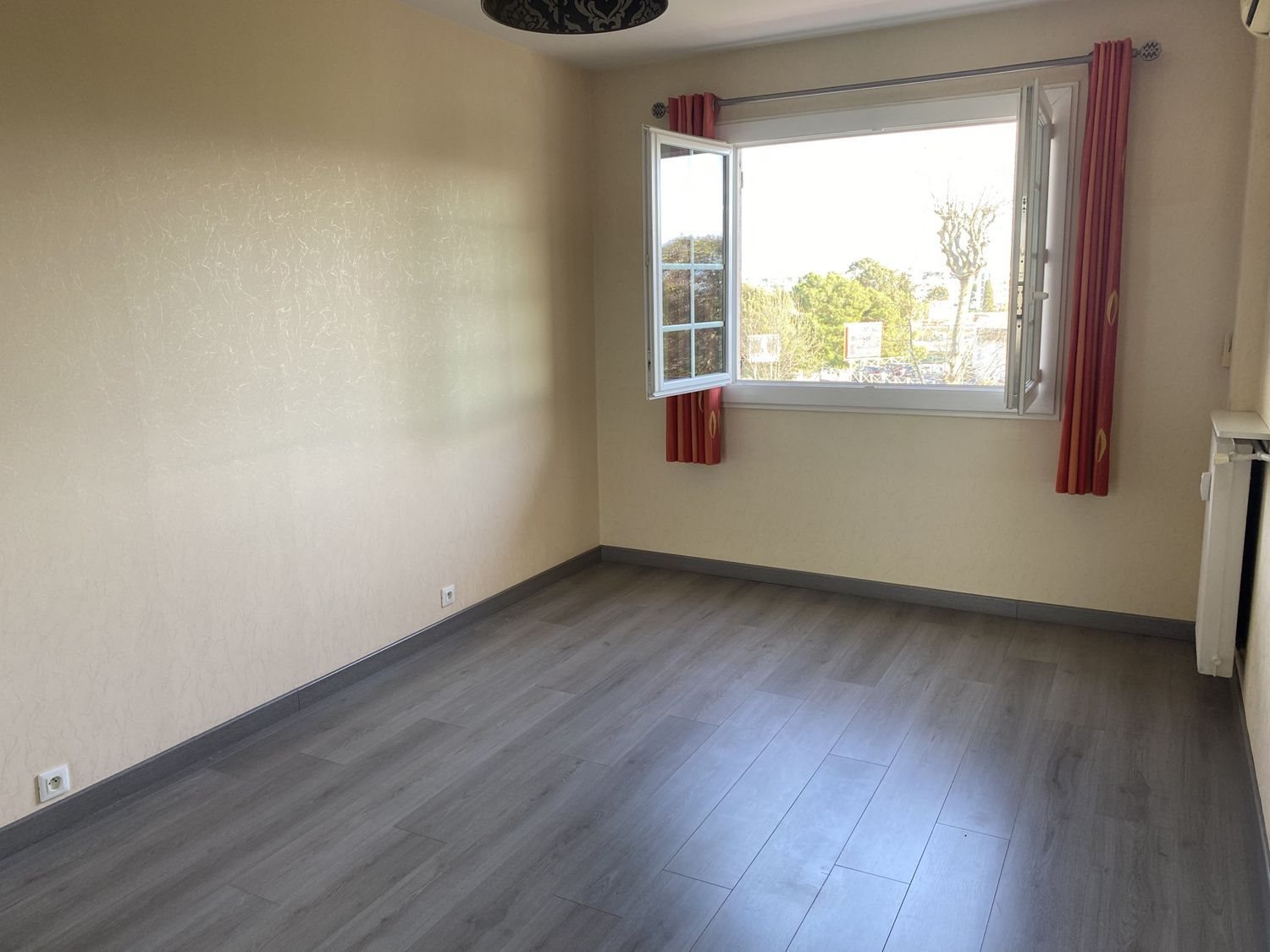 Appartement à vendre, 90m², Cagnes-sur-Mer