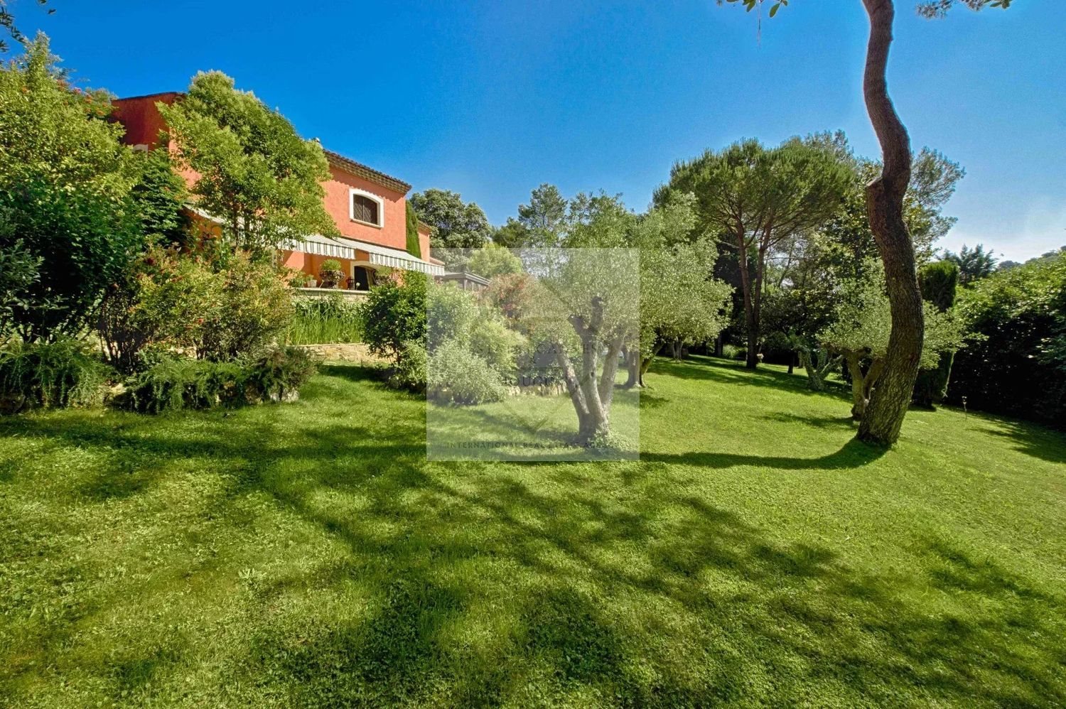 Maison à vendre, 450m², Mougins