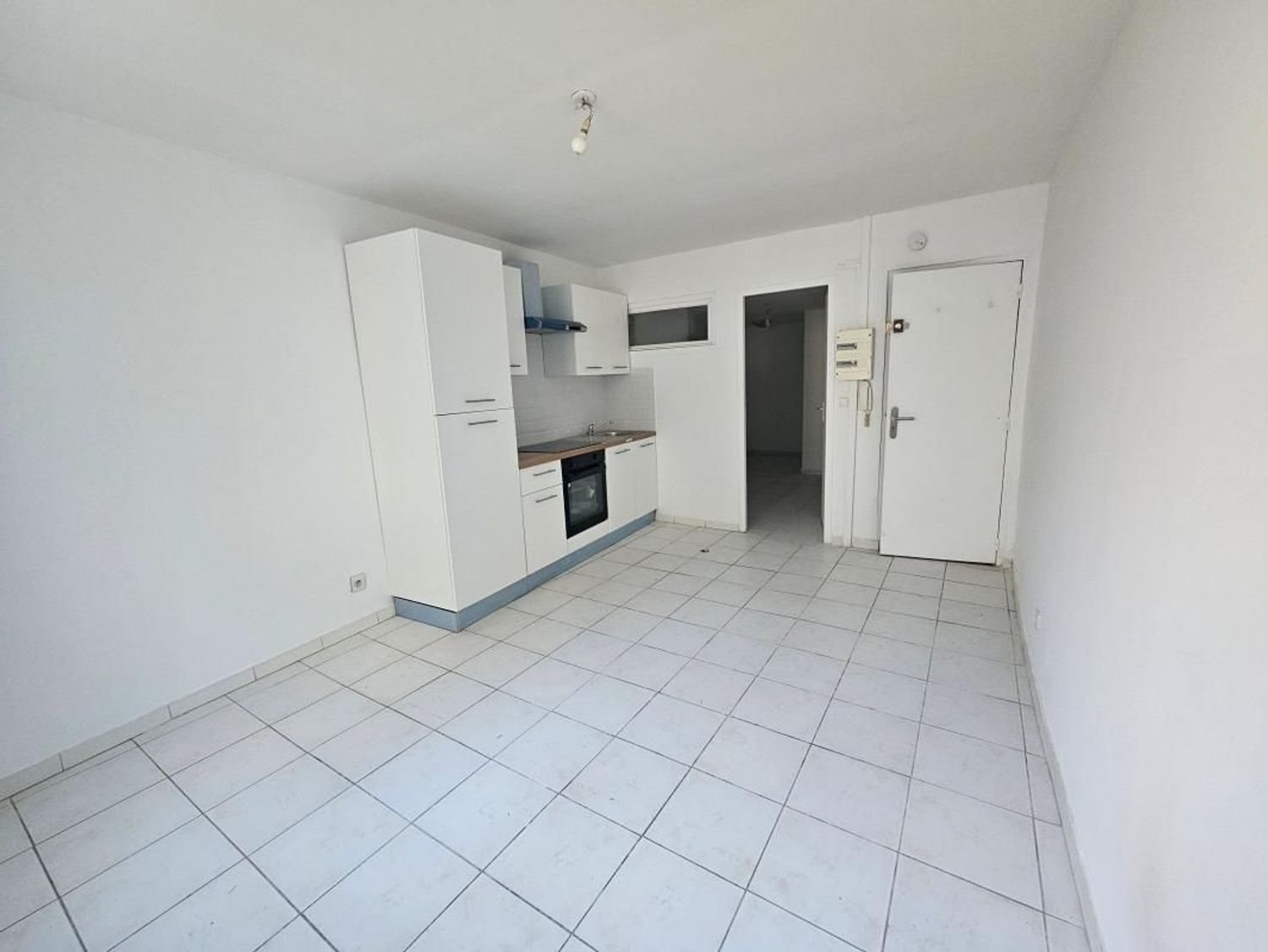 Appartement à louer, 27m², Aubagne