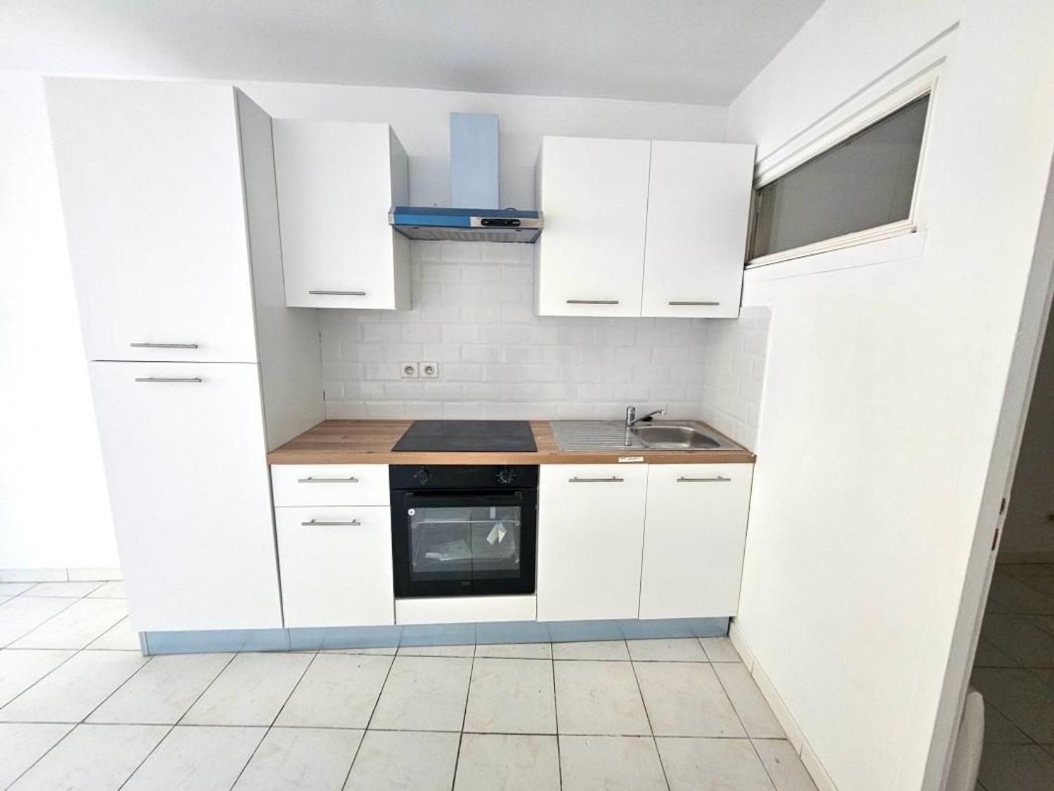 Appartement à louer, 27m², Aubagne