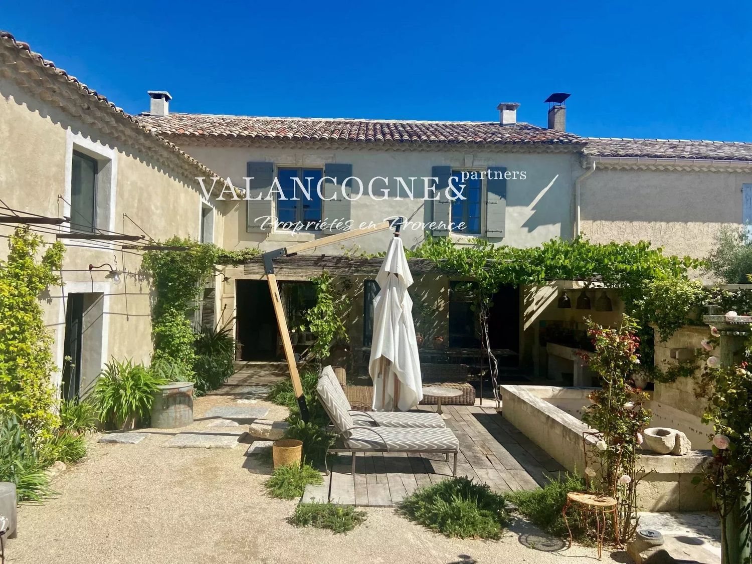 Maison à vendre, 260m², Mollégès