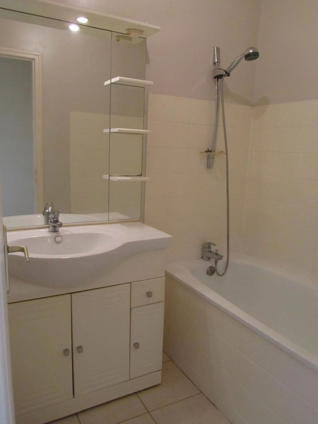 Appartement à louer, 56m², Montreuil-Bellay