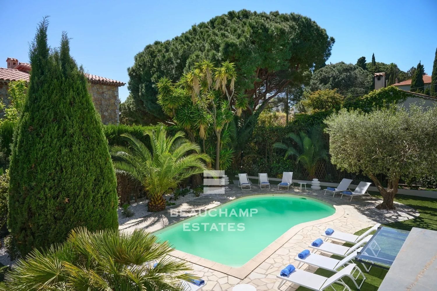 Maison à louer, 350m², Cannes