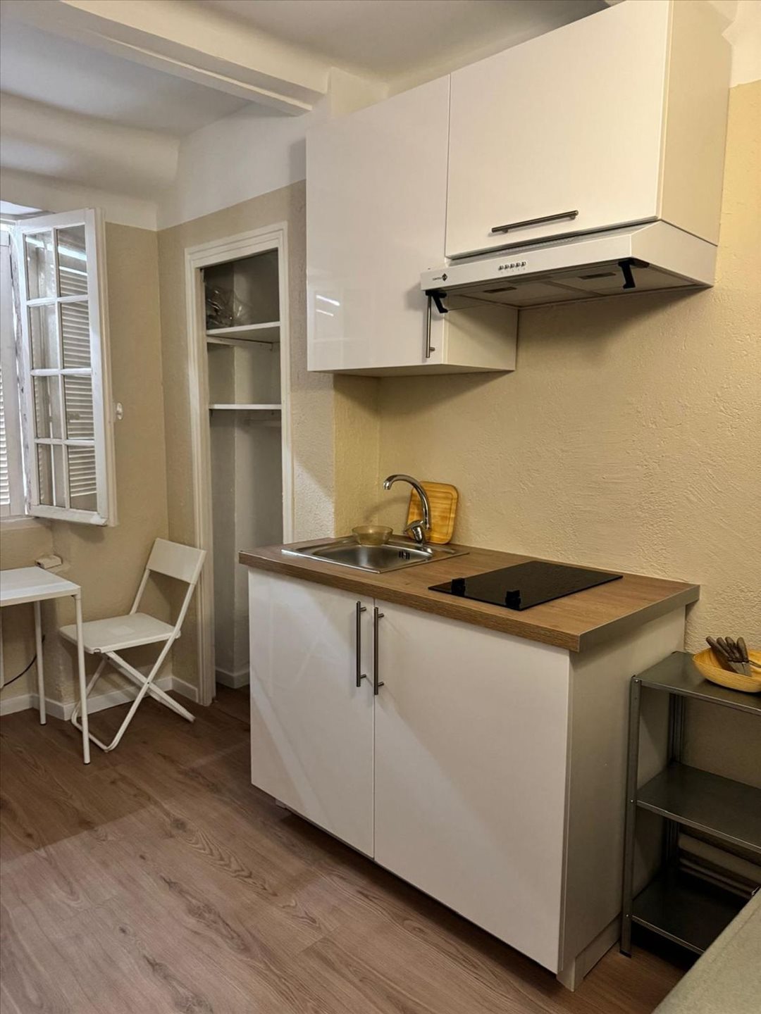Appartement à louer, 12m², Antibes
