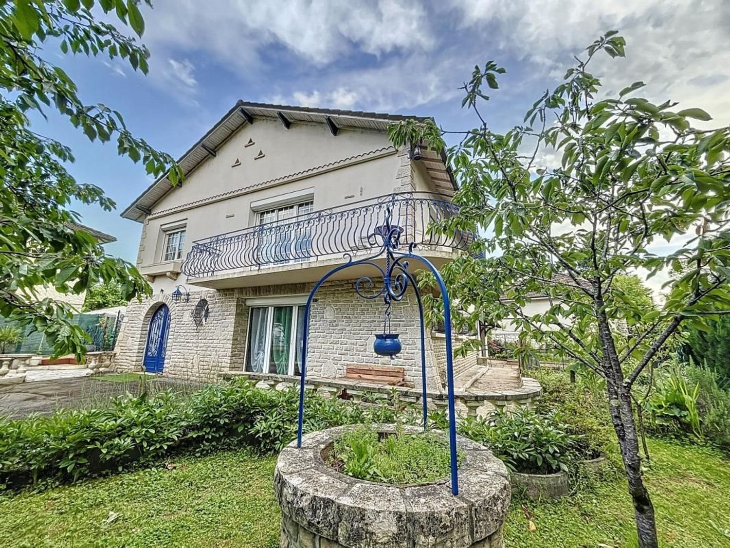Maison à vendre, 159m², Saint-Pantaléon-de-Larche