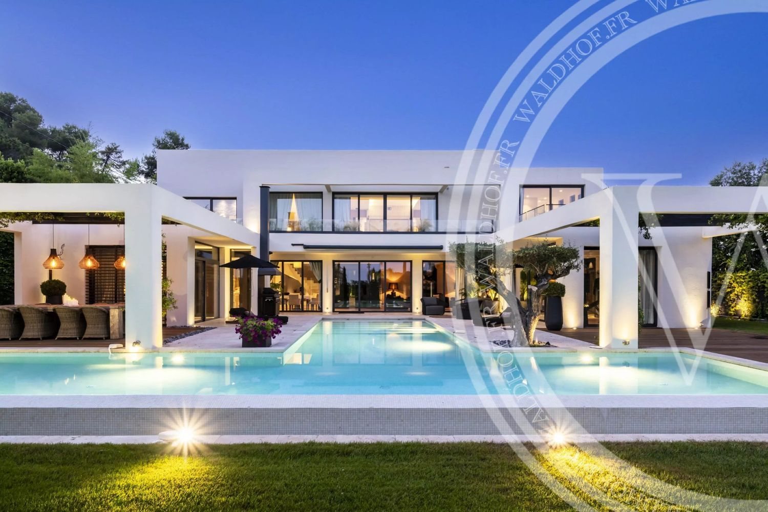 Maison à louer, 282m², Le Cannet