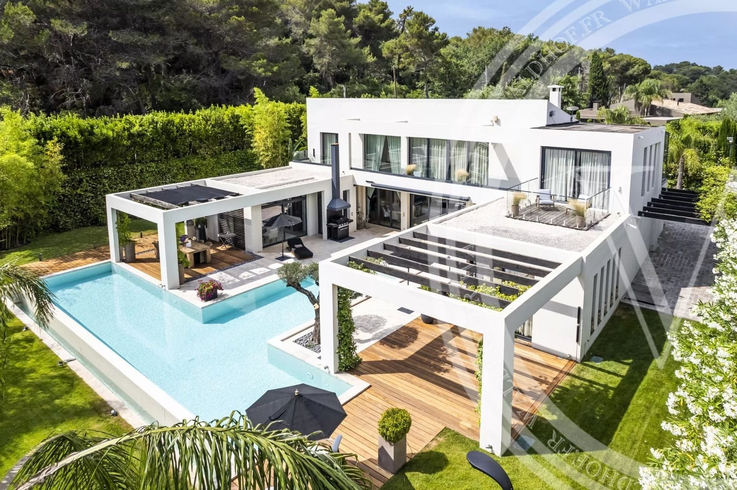 Maison à louer, 282m², Le Cannet
