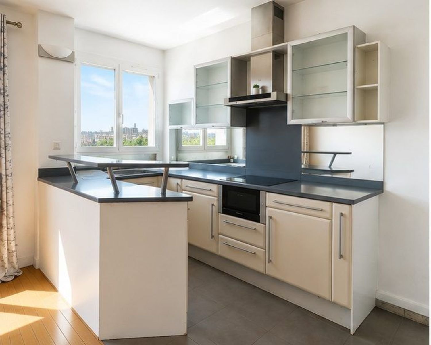 Appartement à louer, 61m², Châtillon