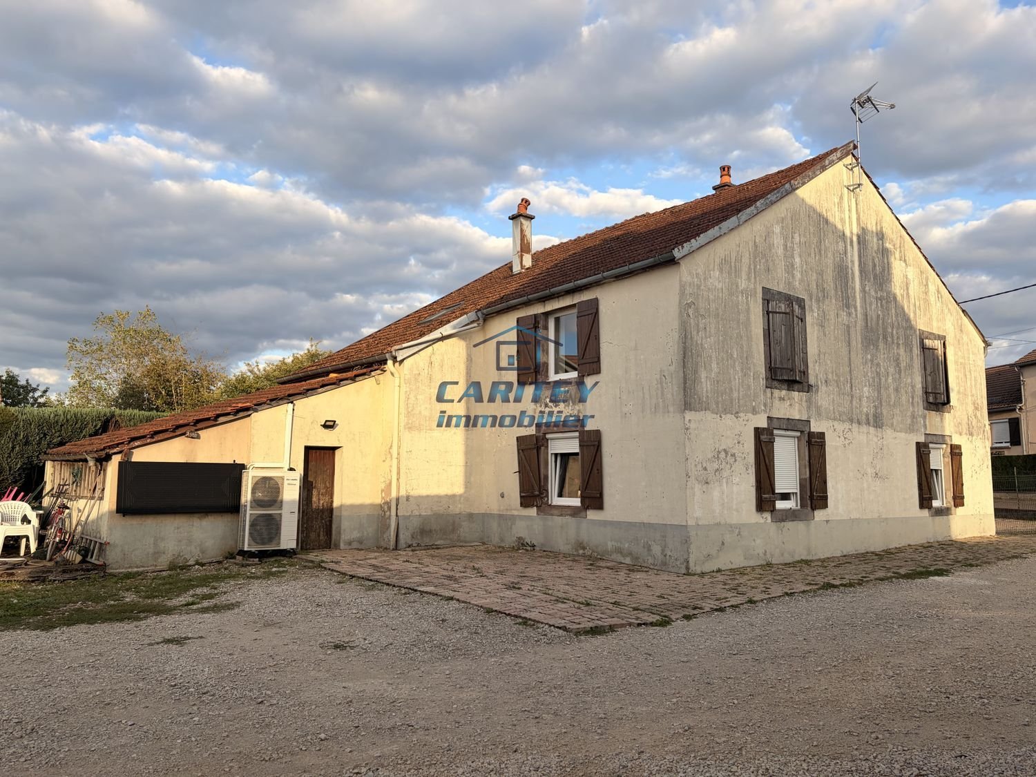 Maison à vendre, 144m², Froideconche