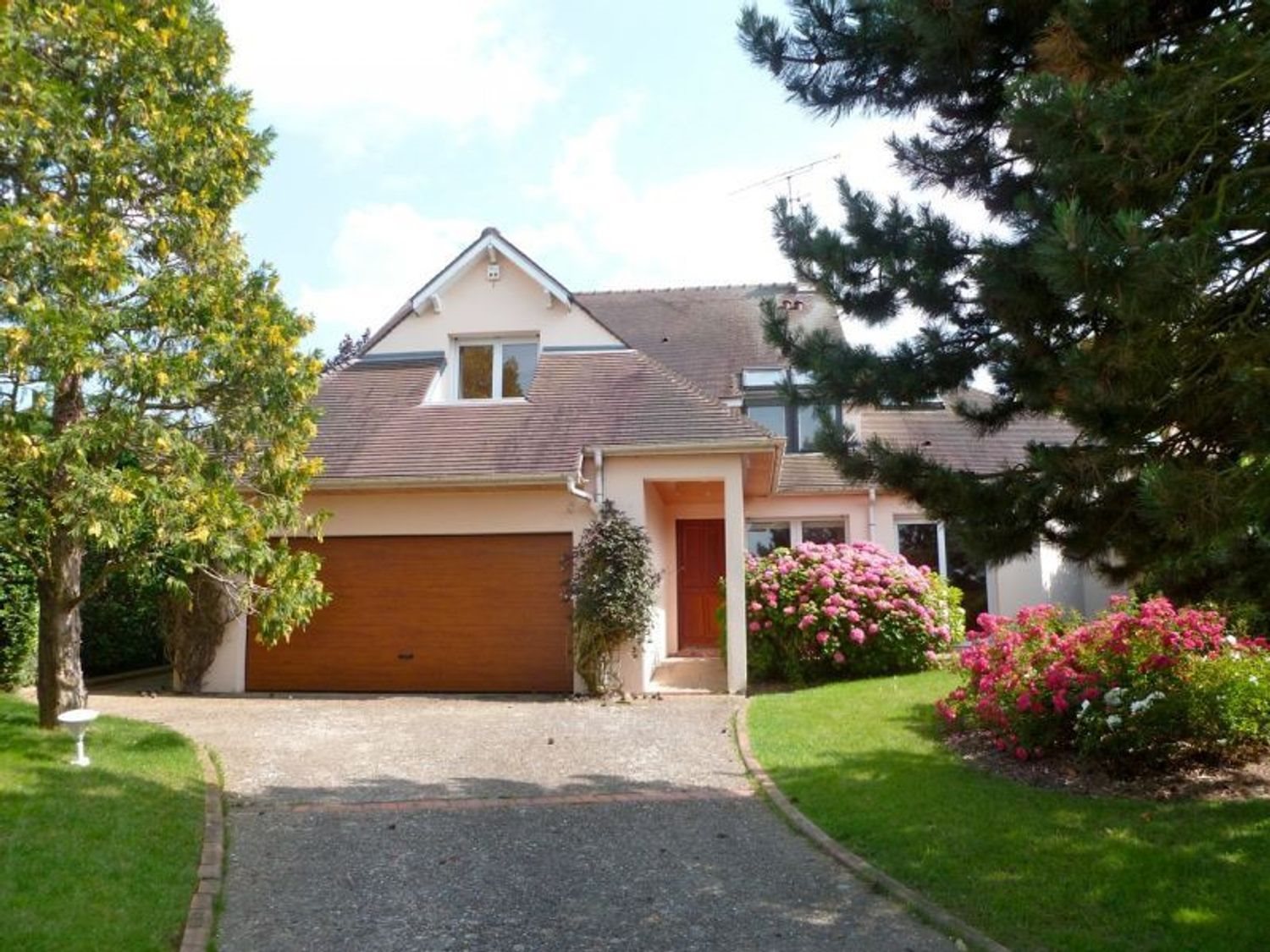 Maison à vendre, 270m², Saint-Nom-la-Bretèche