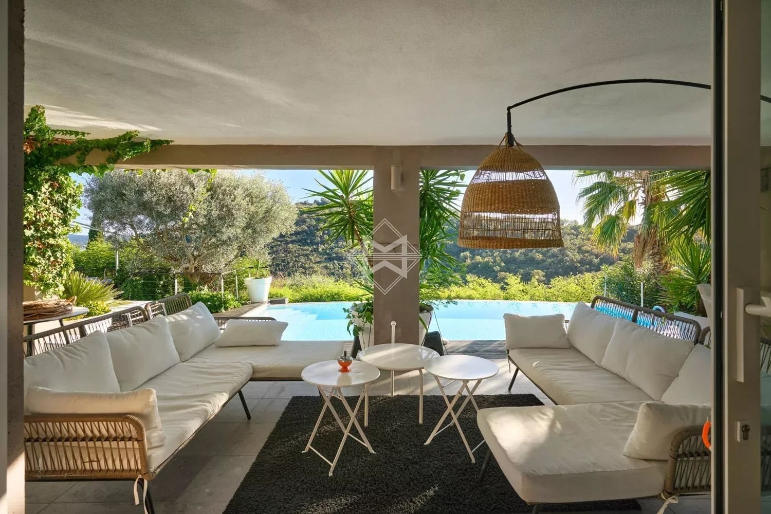 Maison à louer, 350m², Grimaud