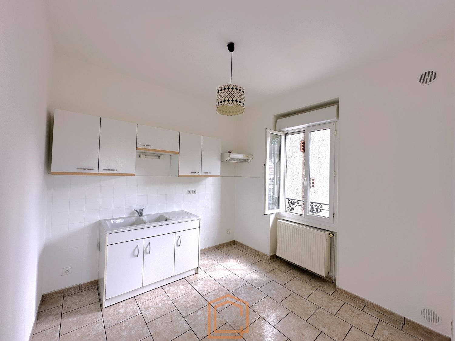 Appartement à louer, 76m², Meximieux