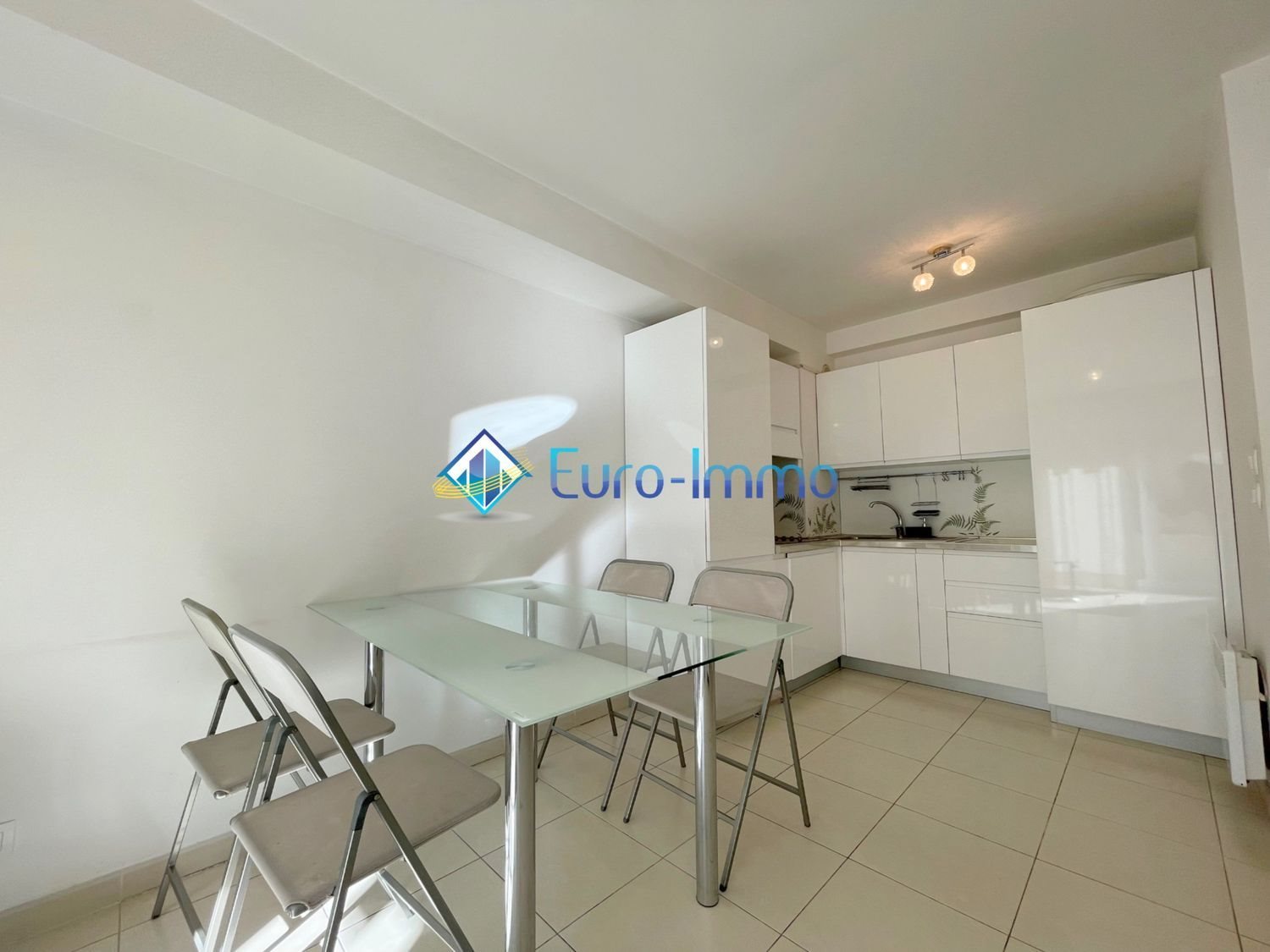 Appartement à louer, 38m², Menton