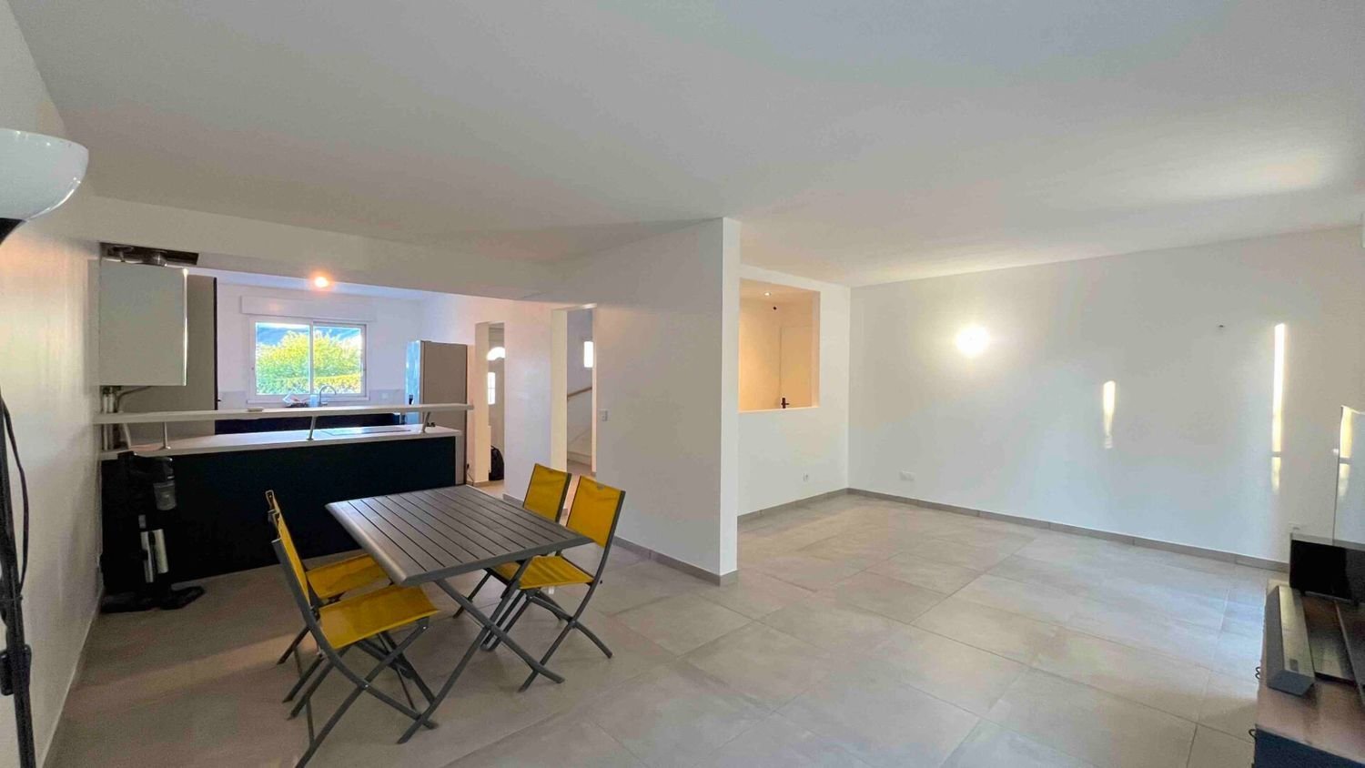 Maison à vendre, 96m², Montcourt-Fromonville